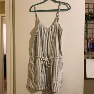 Linen romper
